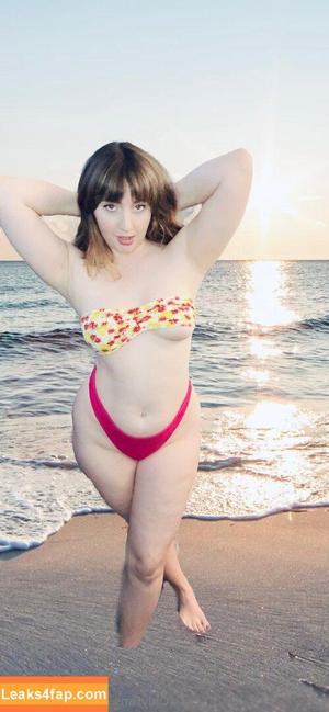 brattyvalerie photo #0027