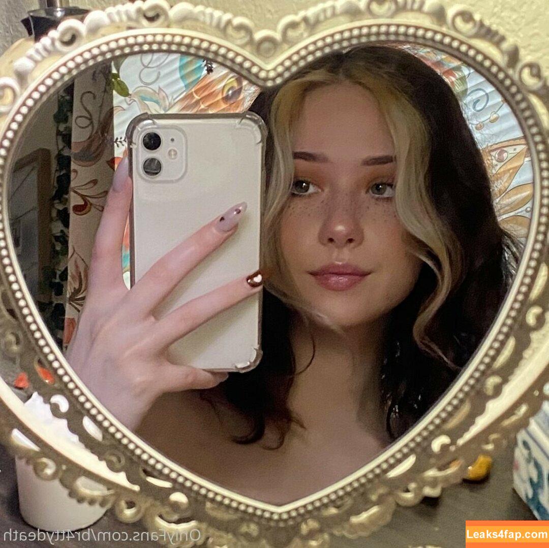 Brattyydeath / Brattydeath / Cherry_grl / waifu.brattyydeath leaked photo photo #0182