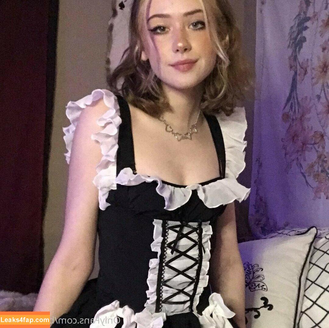 Brattyydeath / Brattydeath / Cherry_grl / waifu.brattyydeath leaked photo photo #0192