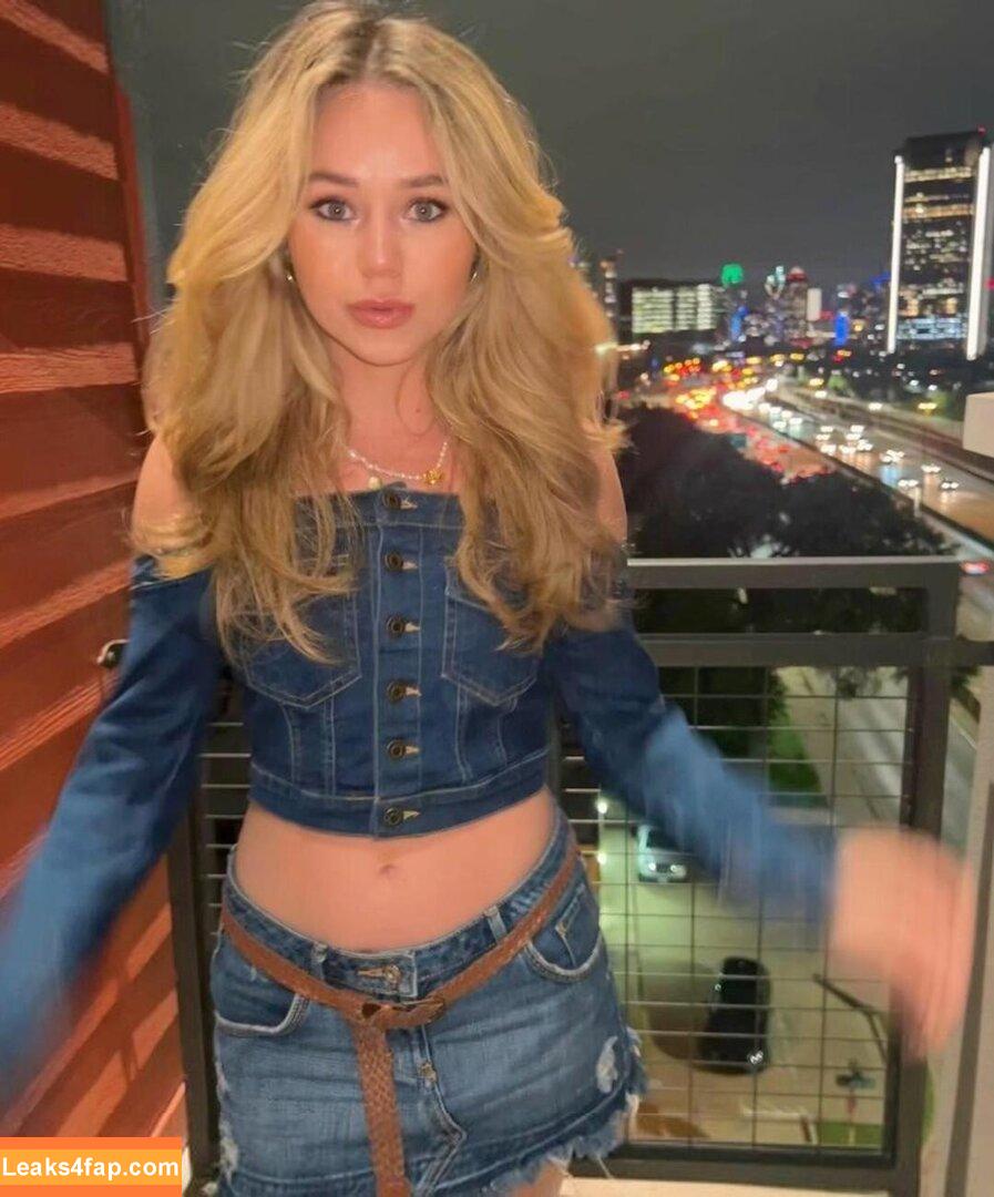 Brec Bassinger / brec_bassinger / brecbassinger leaked photo photo #0456