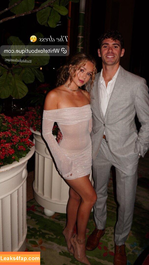 Brec Bassinger / brec_bassinger / brecbassinger leaked photo photo #0476