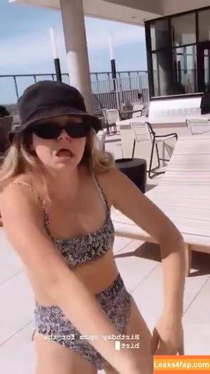Brec Bassinger photo #0030