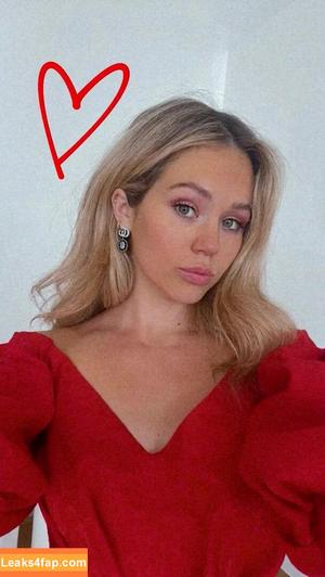 Brec Bassinger photo #0038