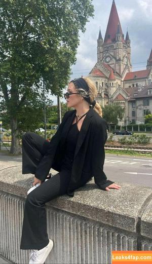Brec Bassinger photo #0054