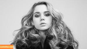 Brec Bassinger photo #0111