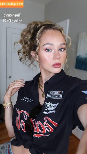 Brec Bassinger фото #0426