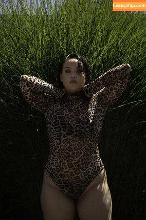 BreeChristine photo #0004