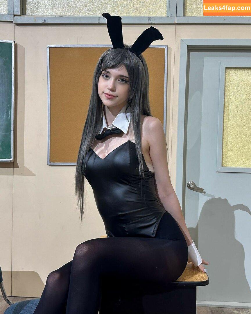 breesknees / bunnygirlbree leaked photo photo #0007