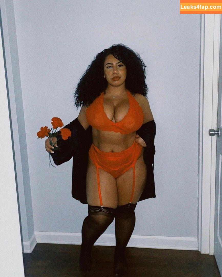 Bri Ballesteros / forevercurlybri leaked photo photo #0023