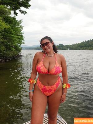 Bri Snow photo #0150