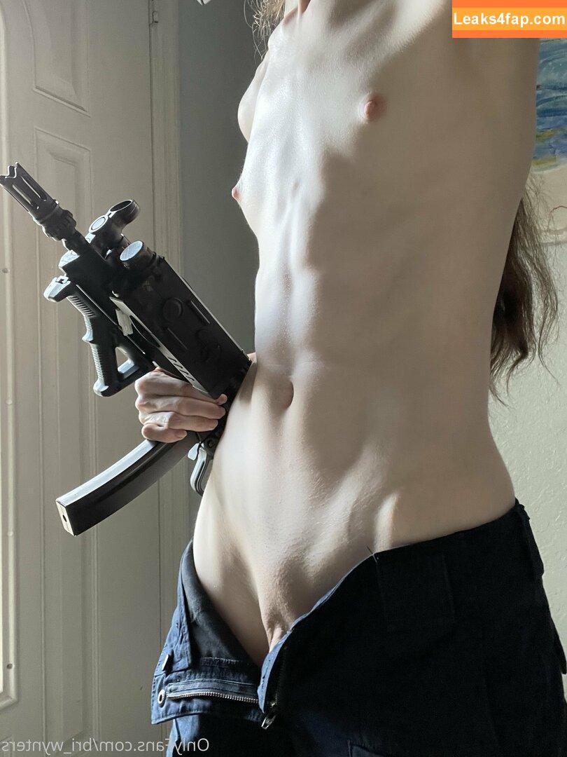 bri_wynters / bumblebri1117 leaked photo photo #0073