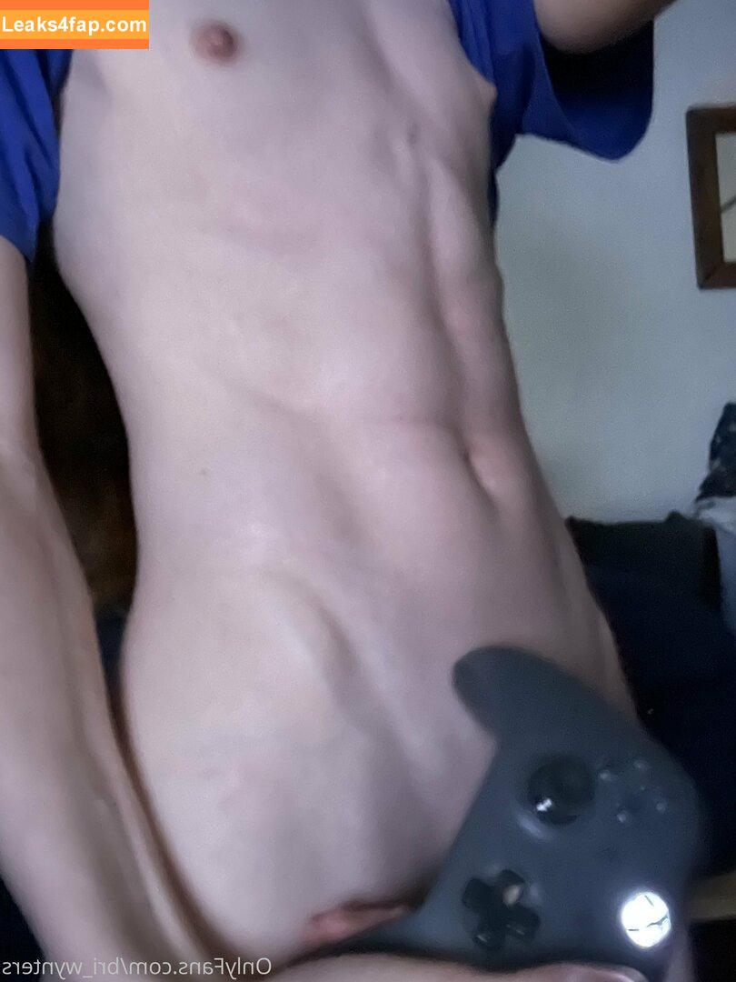 bri_wynters / bumblebri1117 leaked photo photo #0119