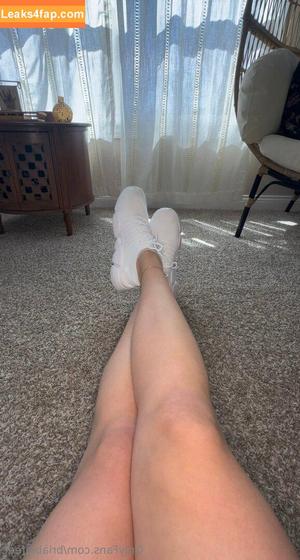 briabigfeet photo #0040
