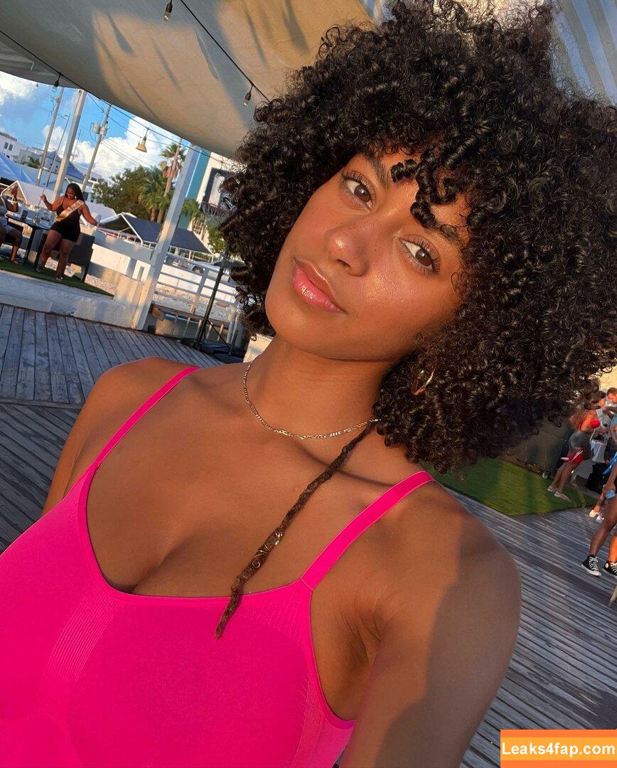 Briana Smith / brianaans / brianaas / brismith leaked photo photo #0079