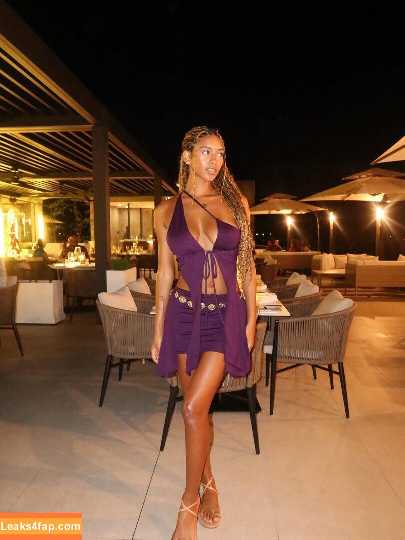 Briana Smith / brianaans / brianaas / brismith leaked photo photo #0409