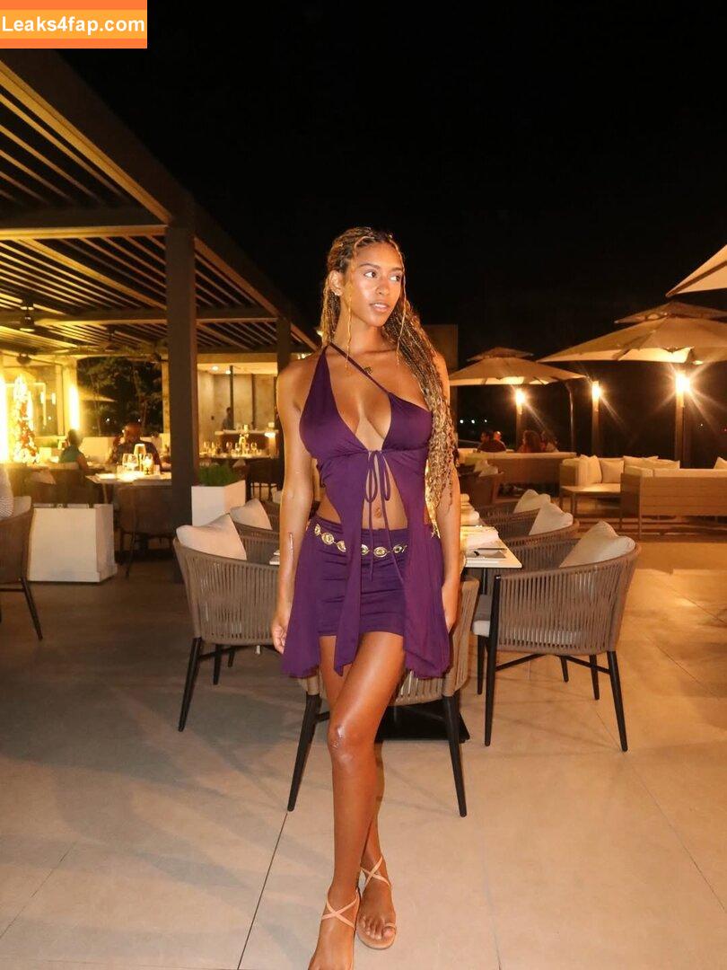 Briana Smith / brianaans / brianaas / brismith leaked photo photo #0419