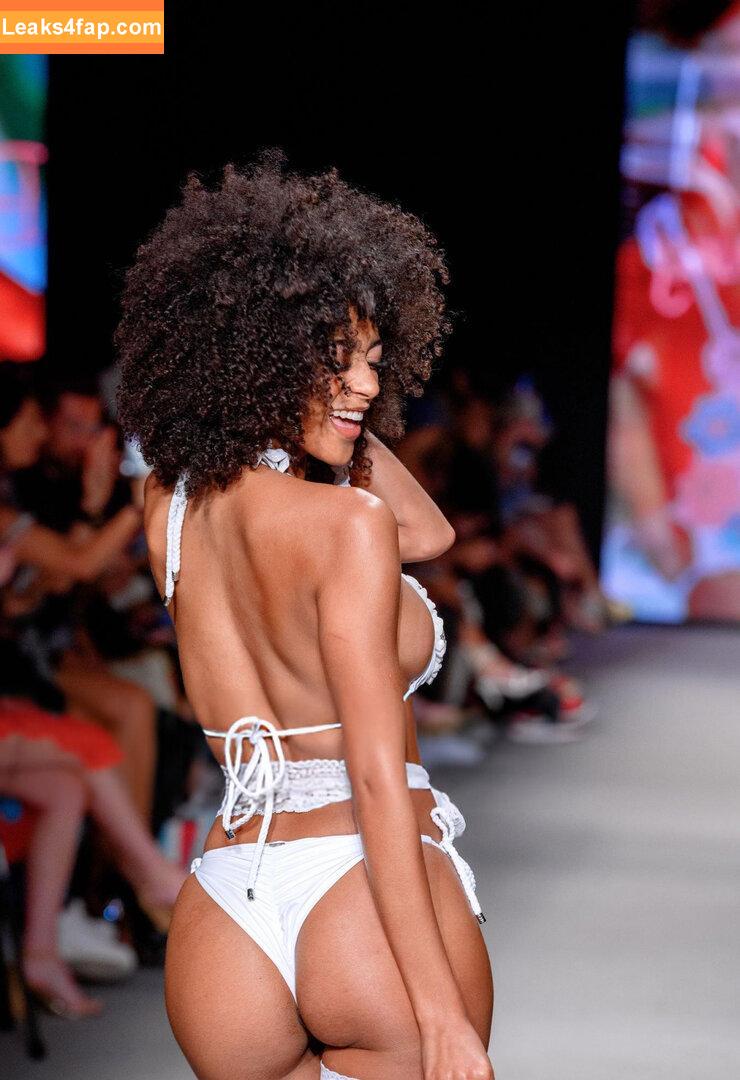 Briana Smith / brianaans / brianaas / brismith leaked photo photo #0425