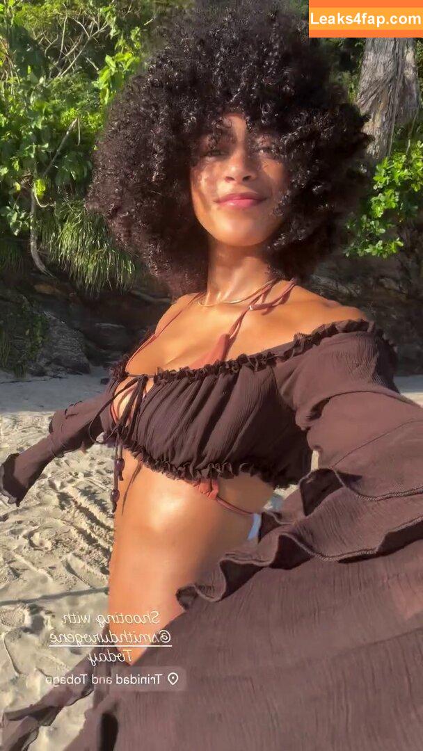 Briana Smith / brianaans / brianaas / brismith leaked photo photo #0438