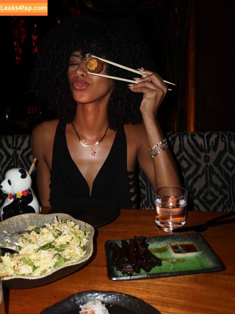 Briana Smith / brianaans / brianaas / brismith leaked photo photo #0472