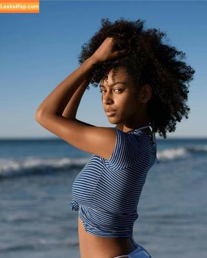 Briana Smith photo #0013