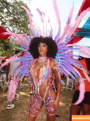 Briana Smith photo #0455