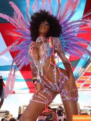 Briana Smith photo #0459