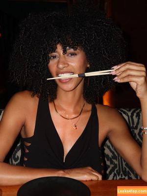Briana Smith photo #0474