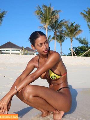 Briana Smith photo #0494