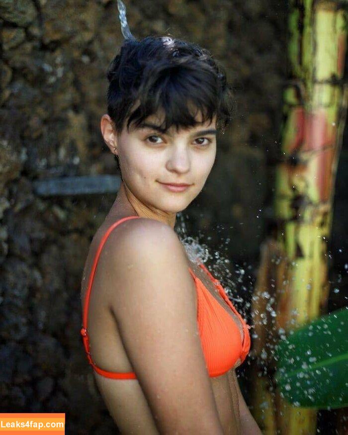 Brianna Hildebrand / briannahilde слитое фото фото #0001