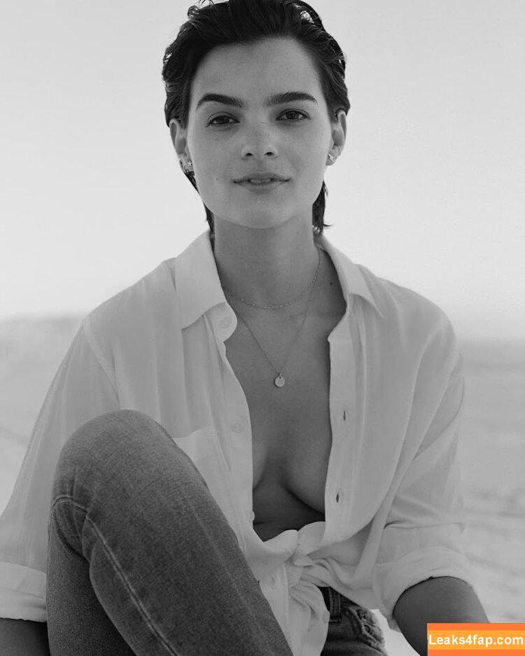 Brianna Hildebrand / briannahilde leaked photo photo #0011