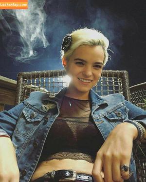 Brianna Hildebrand photo #0005