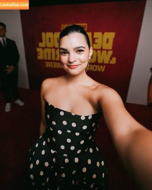 Brianna Hildebrand photo #0030