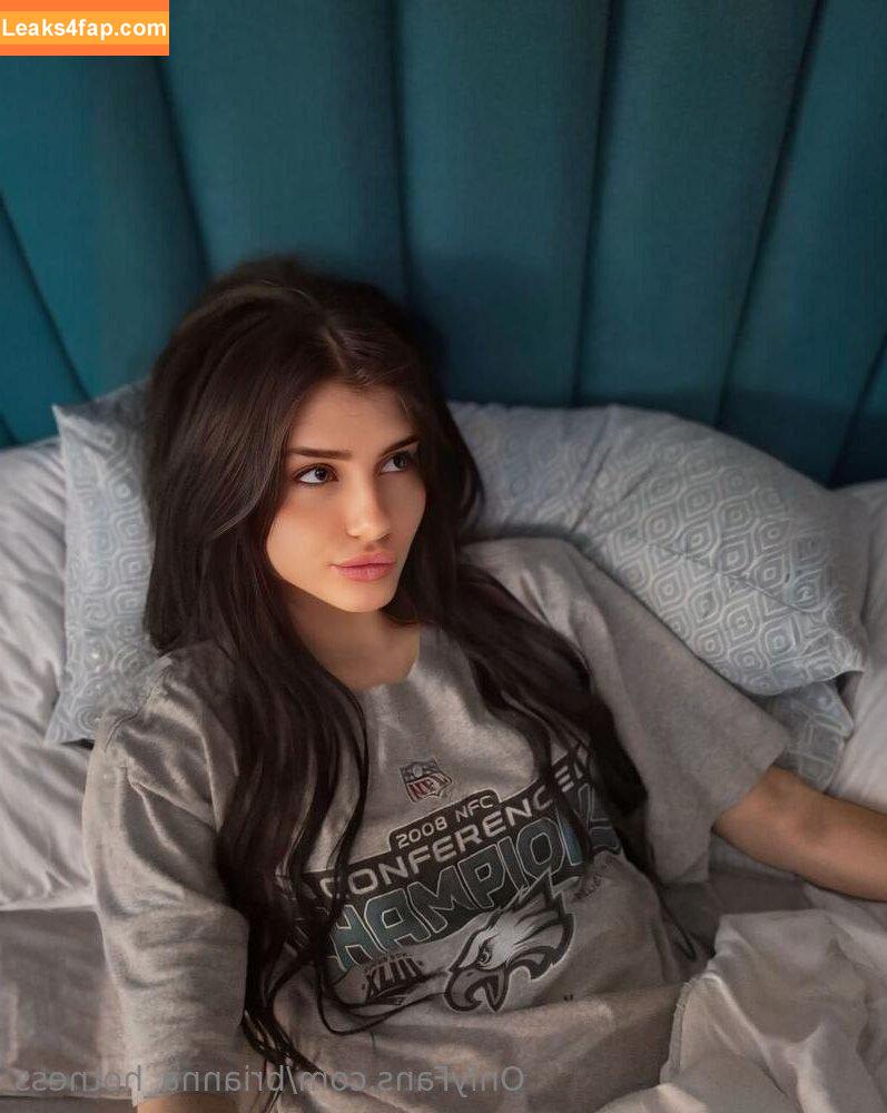 brianna_hotness / brianna_hotshots leaked photo photo #0054