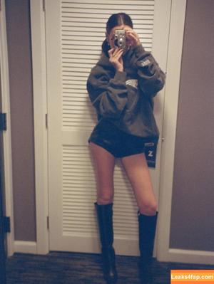 Brianna Lapaglia photo #0059