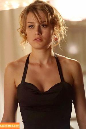Brielarson photo #0023
