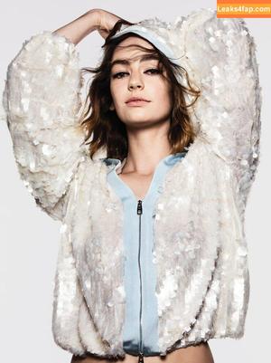 Brigette Lundy-Paine фото #0010