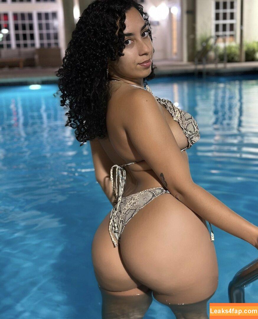 Briggitte / briggi_bozzo / briggittexo / briggyxo leaked photo photo #0007