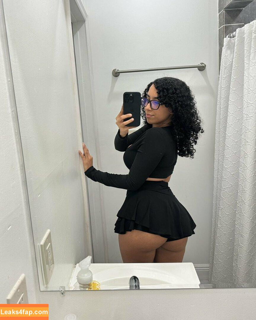Briggitte / briggi_bozzo / briggittexo / briggyxo leaked photo photo #0031