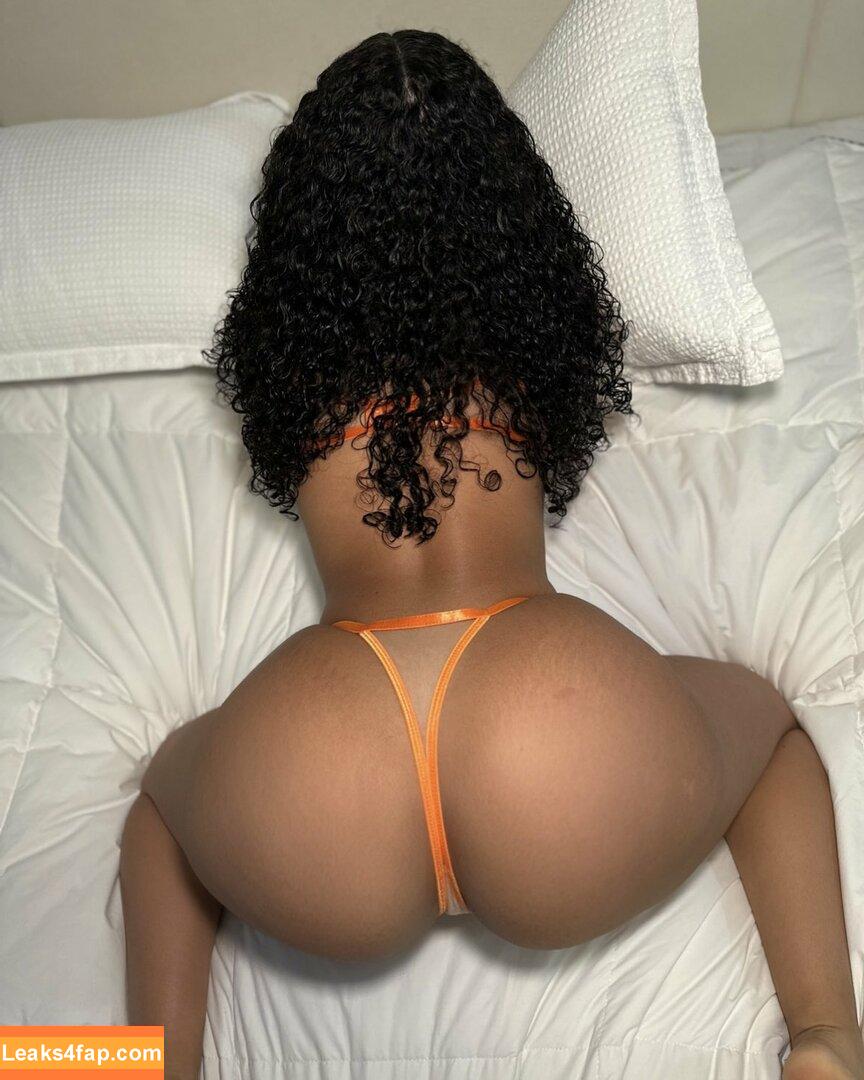 Briggitte / briggi_bozzo / briggittexo / briggyxo leaked photo photo #0044