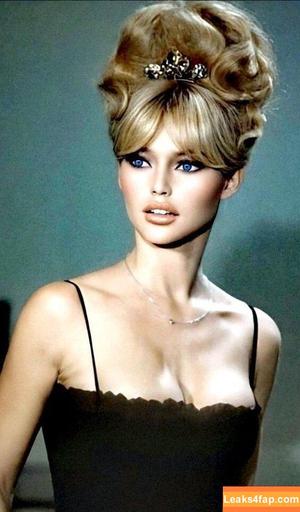 Brigitte Bardot photo #0041