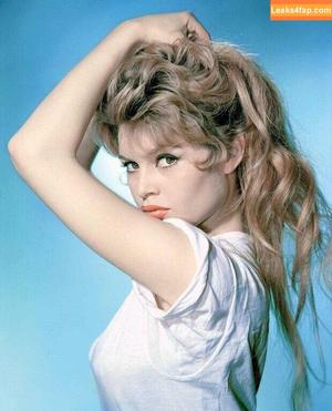 Brigitte Bardot photo #0042