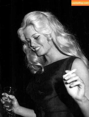 Brigitte Bardot photo #0073