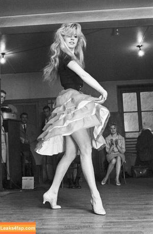 Brigitte Bardot photo #0117