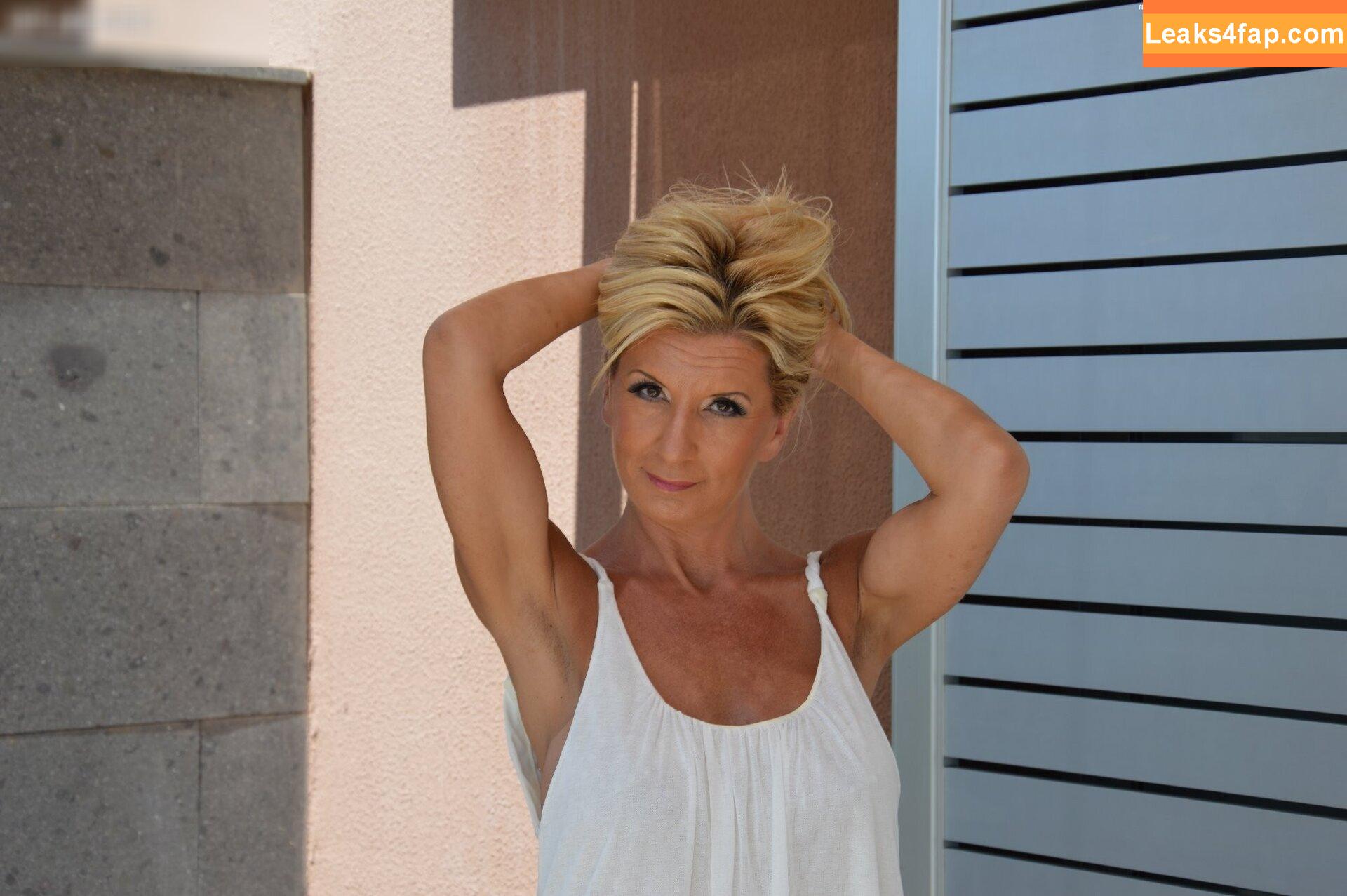 Brilliant Paula /  leaked photo photo #4735