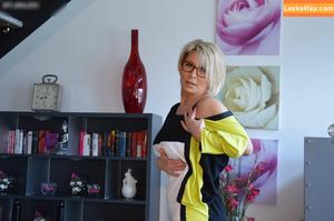 Brilliant Paula photo #4125