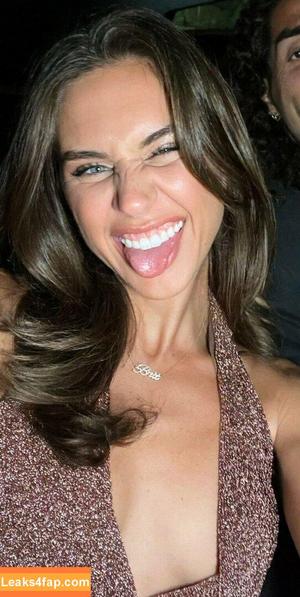 Brit Manuela photo #1200