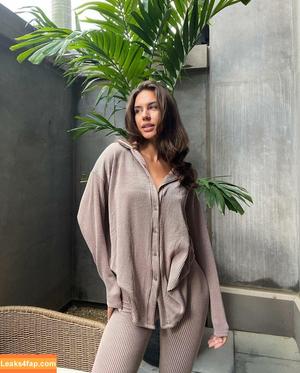 Brit Manuela photo #1317