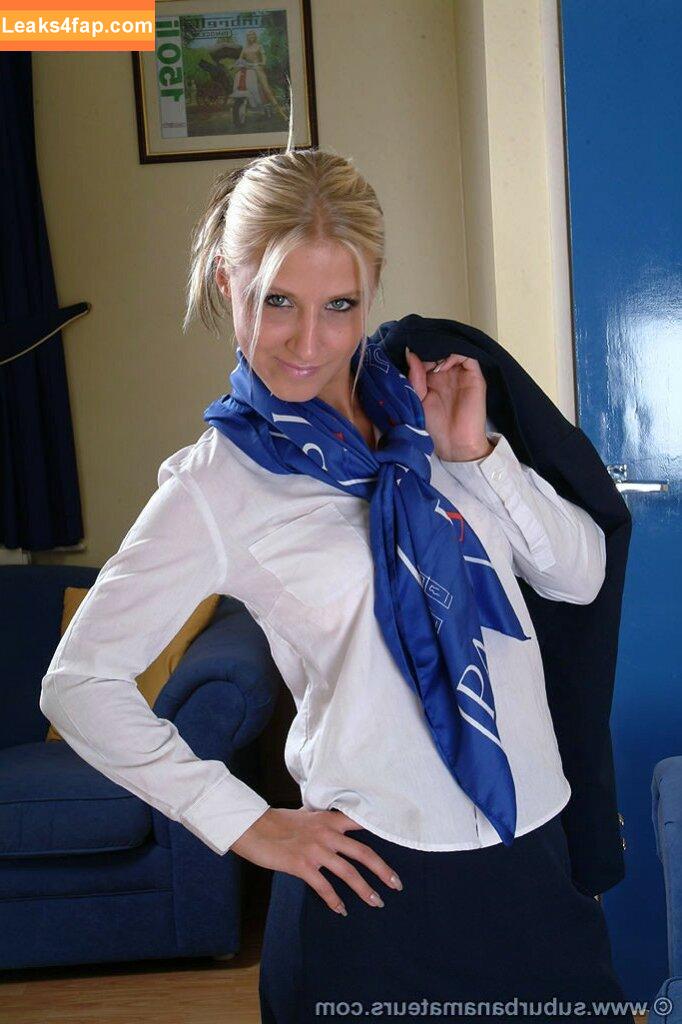 British 00's Porn / iamthirtyaf leaked photo photo #0287