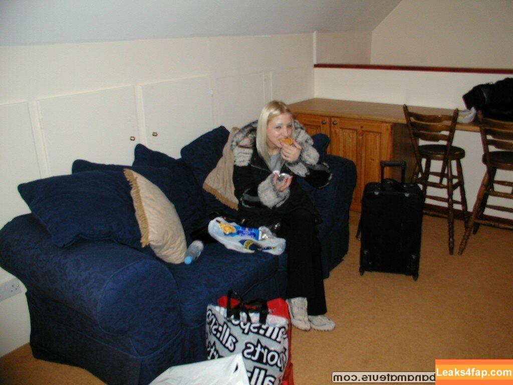 British 00's Porn / iamthirtyaf leaked photo photo #0298