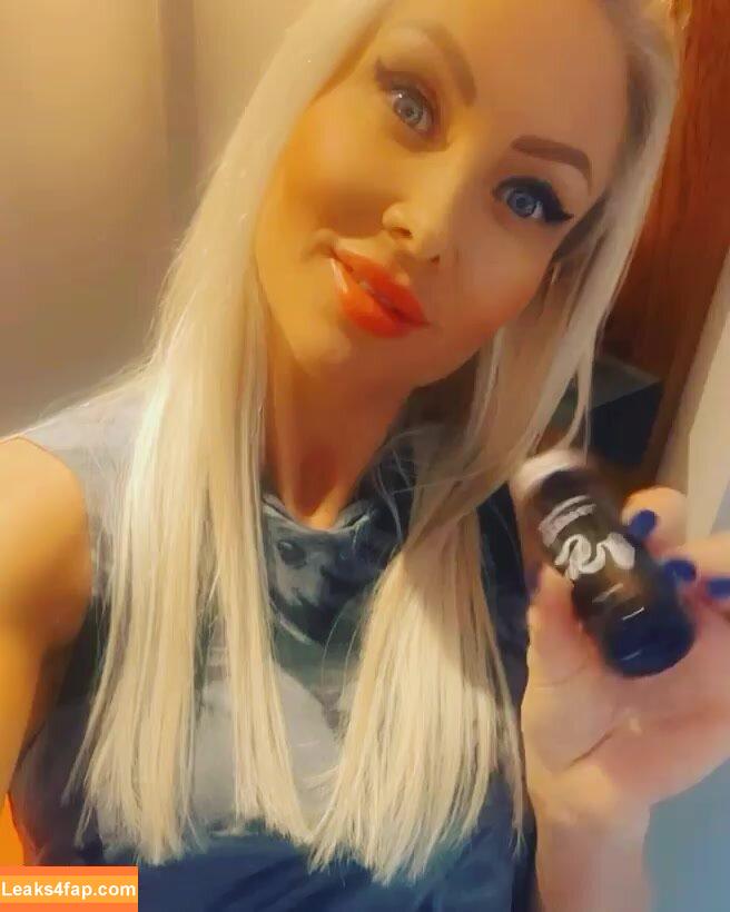 British 00's Porn / iamthirtyaf leaked photo photo #0534